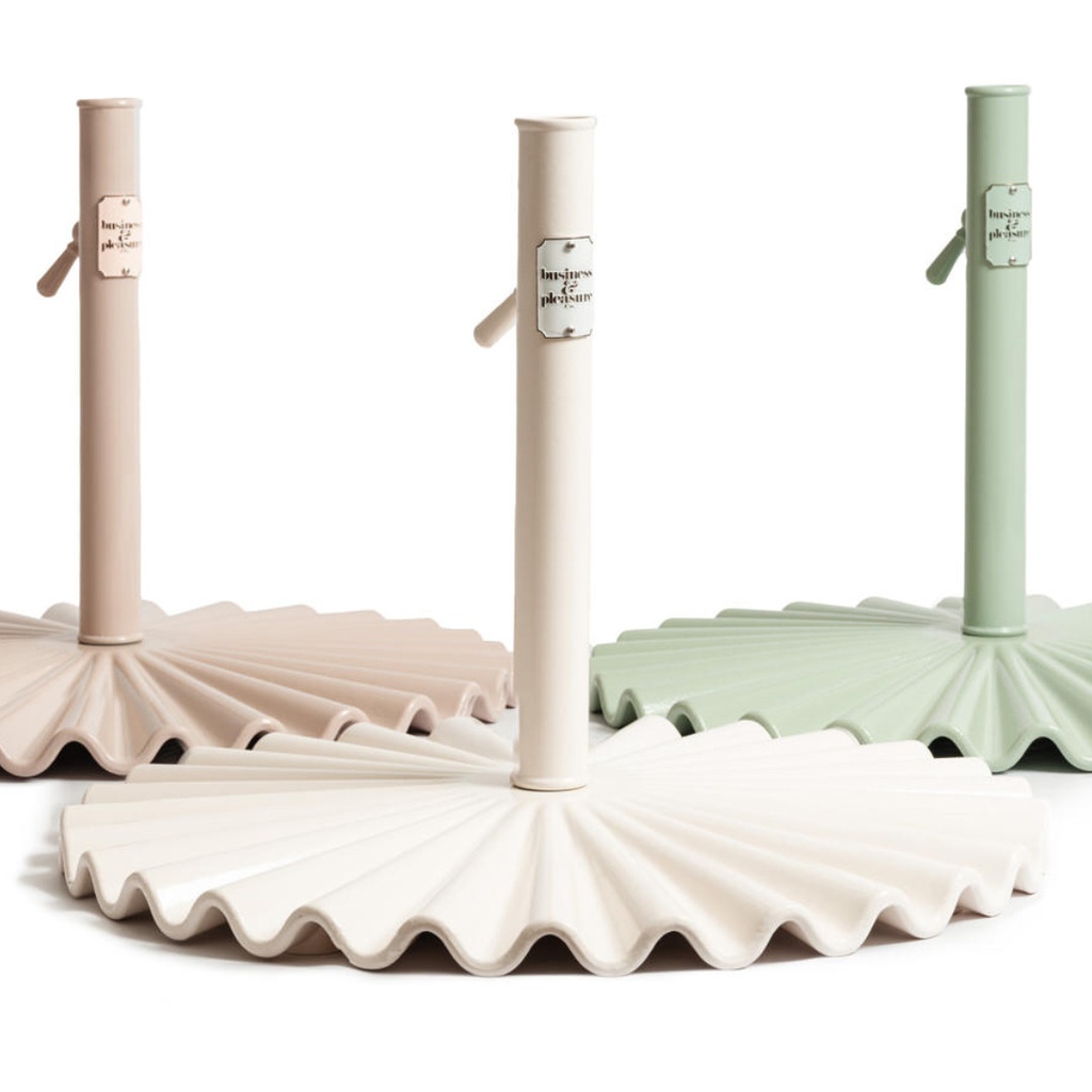 Business & Pleasure - The Clamshell Base 25kg - Sage Green