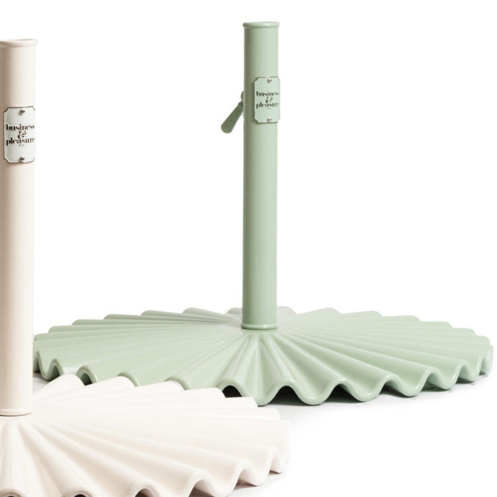 Business & Pleasure - The Clamshell Base 25kg - Sage Green