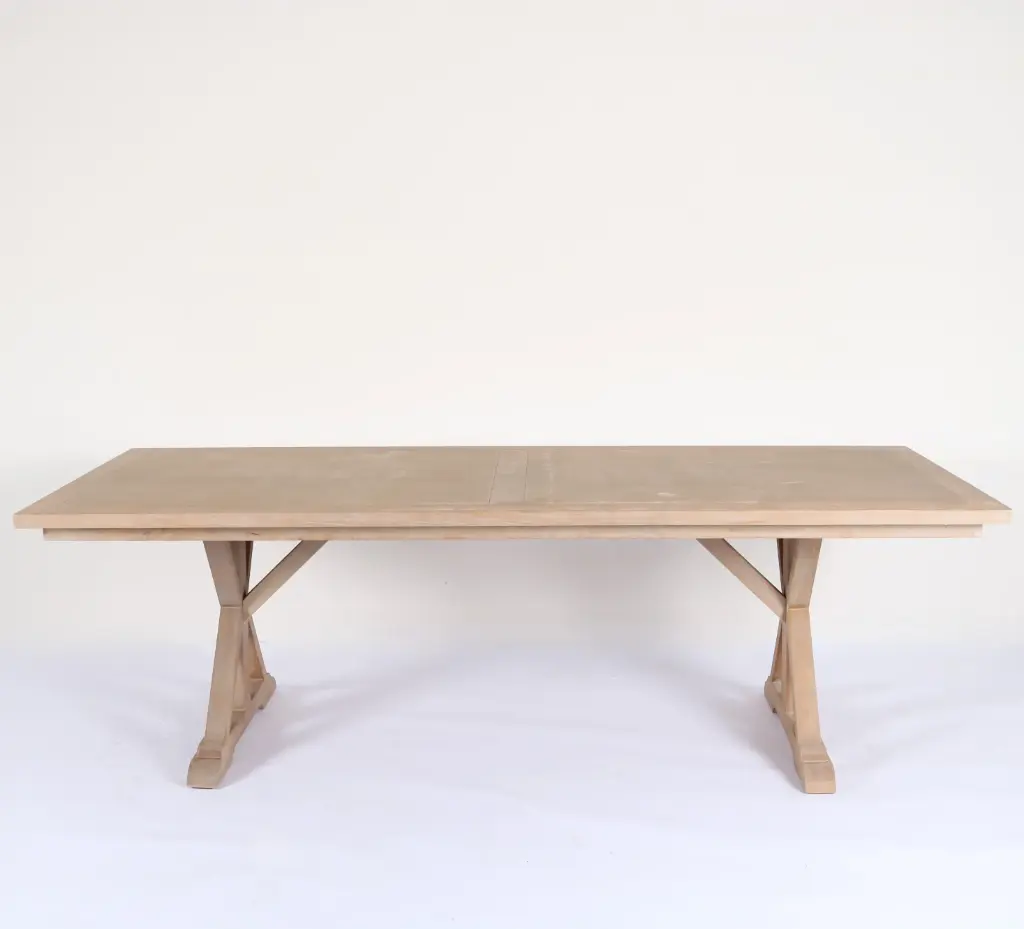 FARMHOUSE TABLE